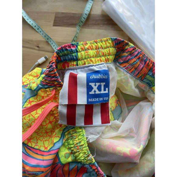 Chubbies The Hooligans Neon Pineapple Swim Trunks XL Bright Board Shorts Pockets - Picture 7 of 7